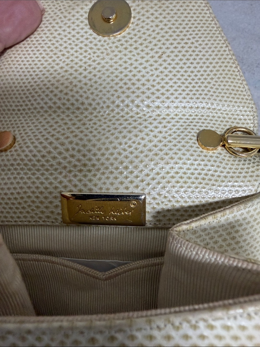 Judith Leiber Cream Hexagon Crossbody with Multicolor Bead Accents - Picture 3 of 6